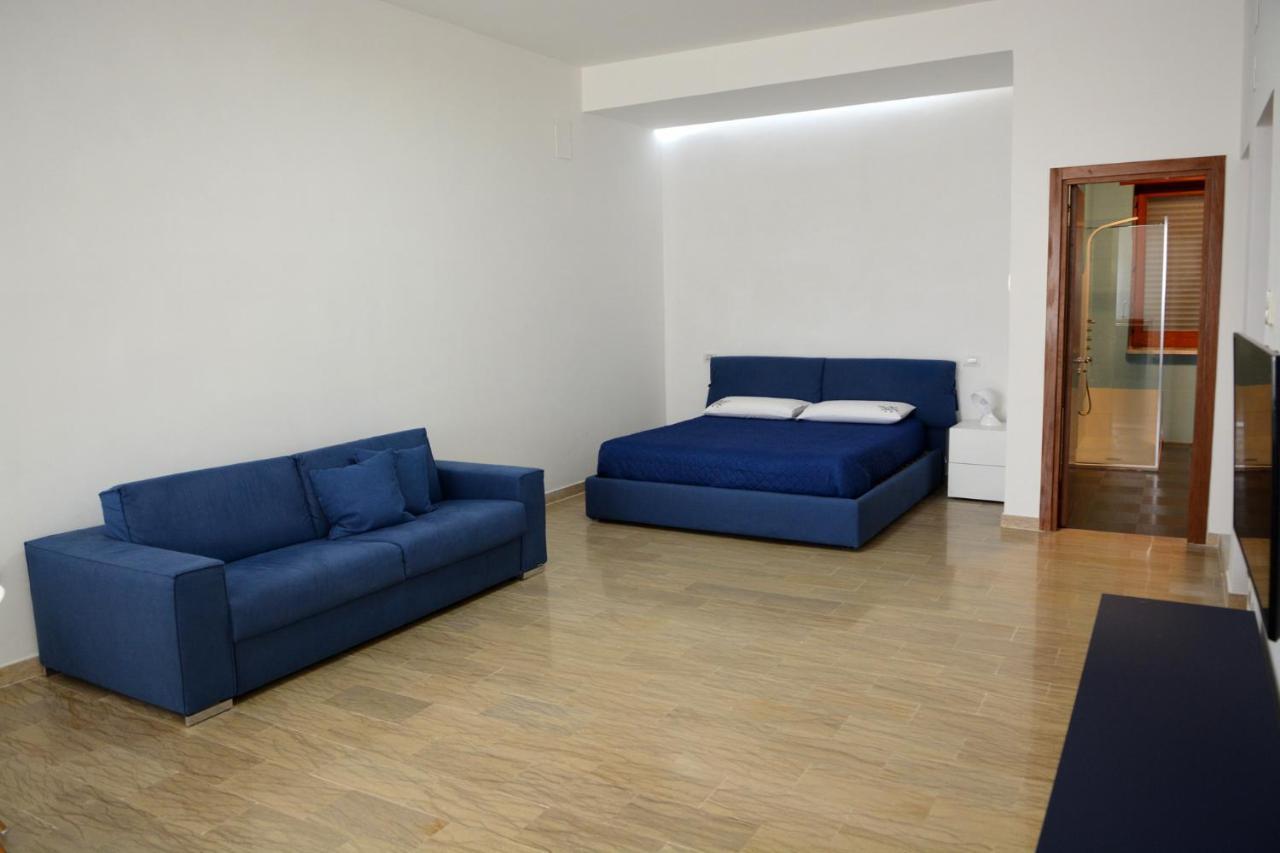 Instile Aparthotel 阿谢亚 外观 照片