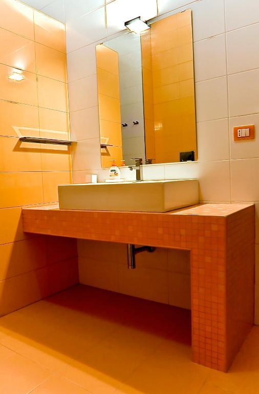Instile Aparthotel 阿谢亚 外观 照片